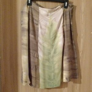 Fashionable green silk skirt.